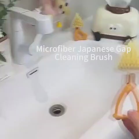 🔥 Foldable Triangular Gap Cleaning Brush with Soap Holder (Pack of 2) 🔥